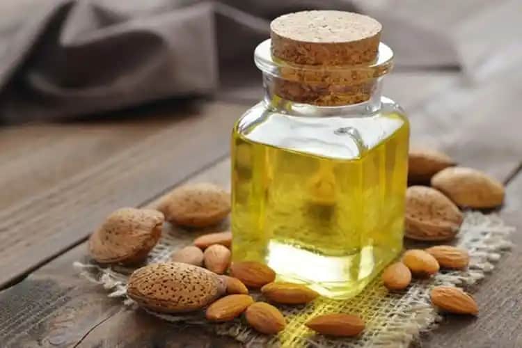 Badem Yağı ile Sakal Bakımı: Doğal ve Etkili Sakal Bakım Yöntemleri ve Uygulama İpuçları