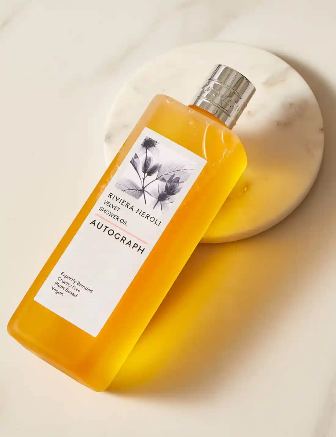 Banyo Yağı Seçimi ve Kullanımı: Doğal ve Etkili Cilt Bakım Sırları