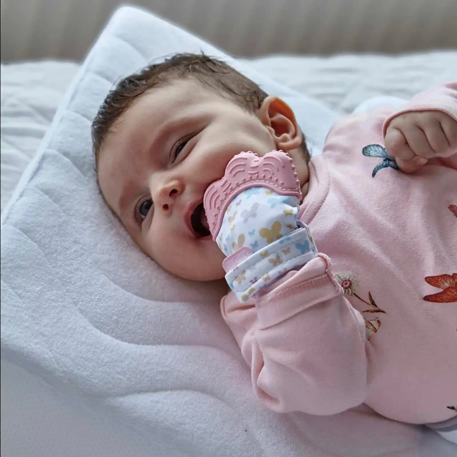 Bebek Diş Kaşıyıcıları: Güvenli ve Konforlu Diş Çıkarma Süreci İçin En İyi Seçenekler