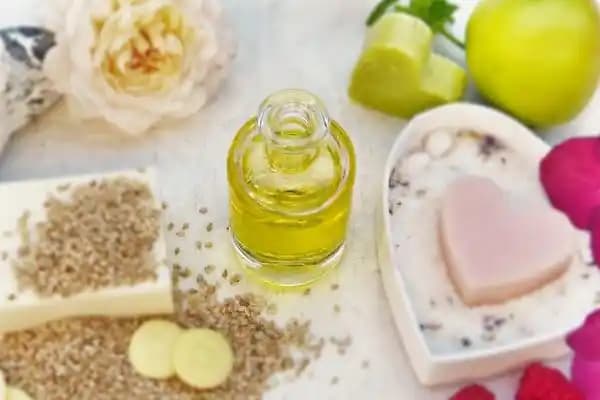 Bebek Yağı Yüze Faydaları ve Doğal Cilt Bakımında Kullanım İpuçları