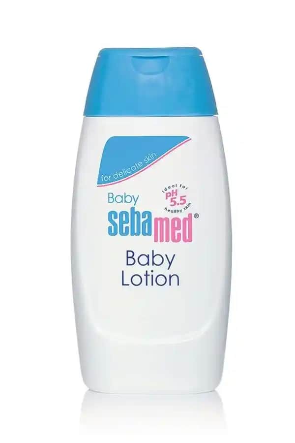 Bebekler İçin Güvenli ve Etkili Nemlendirici Losyon Seçimi Rehberi