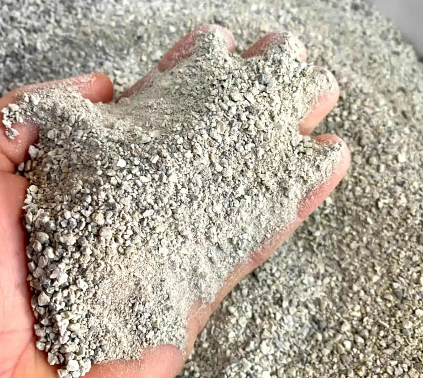 Bentonizer Nedir? Kozmetik Dünyasında Yenilikçi Bir Doğal Cilt ve Saç Bakım Ürünü