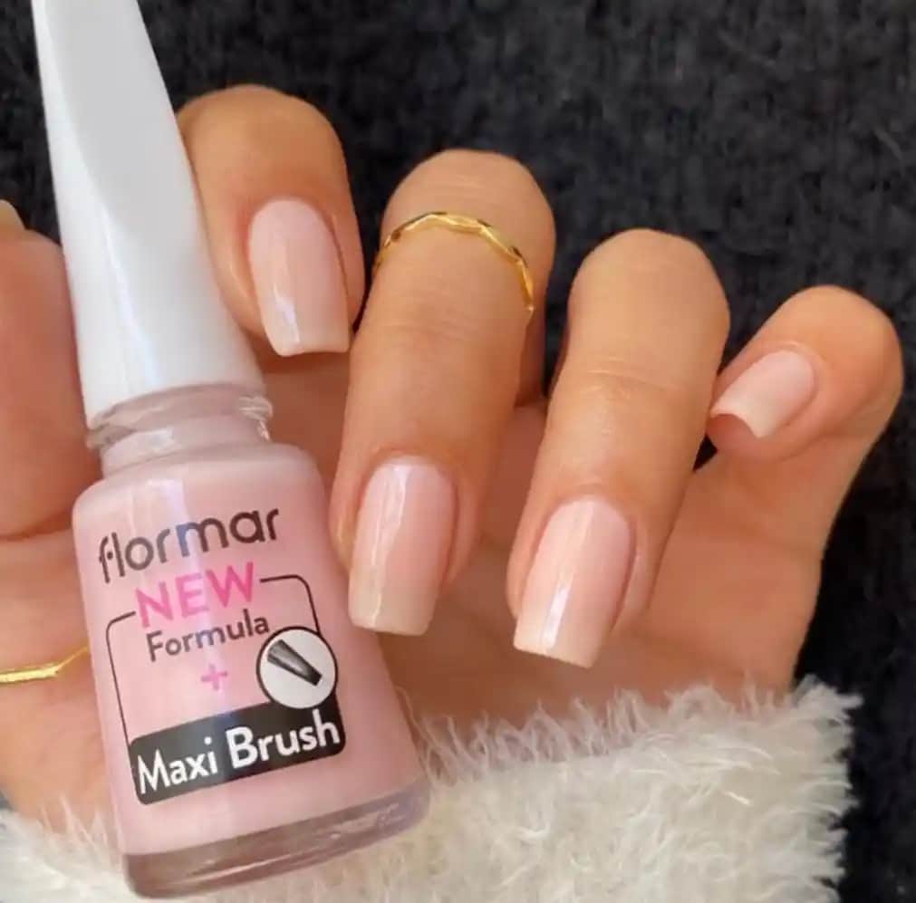 Flormar 077 Light Pink Oje: Zarif ve Dayanıklı Açık Pembe Renk ile Şıklığınızı Tamamlayın