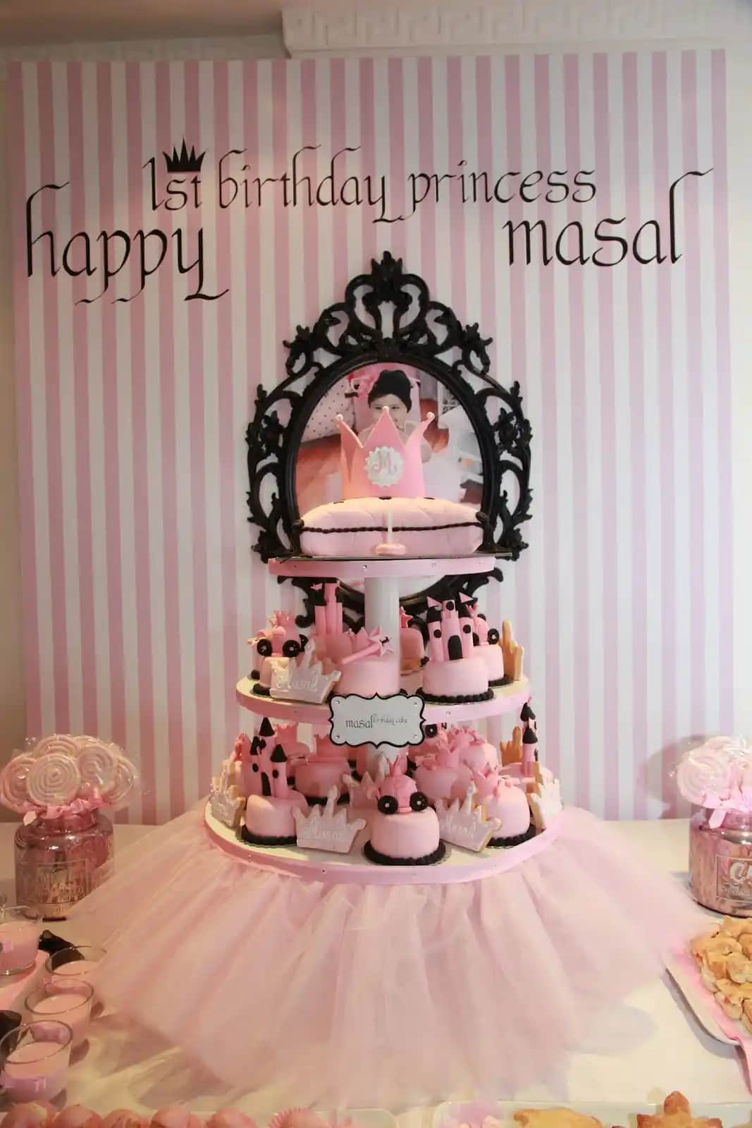 Kozmetik Dünyasında Güzelliğin Sırları ve Kendinize Özel Bakım Yöntemleri