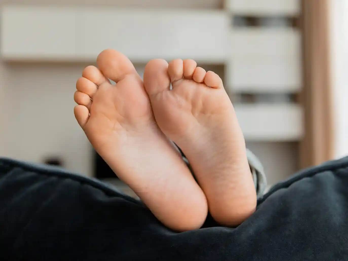 Ayak Terlemesi ve Kötü Koku Nedenleri ile Etkili Çözüm Yolları Rehberi