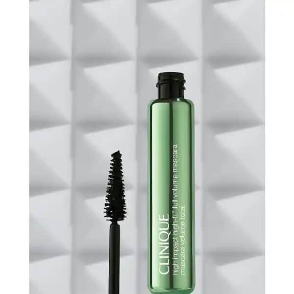 Clinique High Fi Maskara ile gözlere hacim ve uzunluk kazandıran etkili ürün