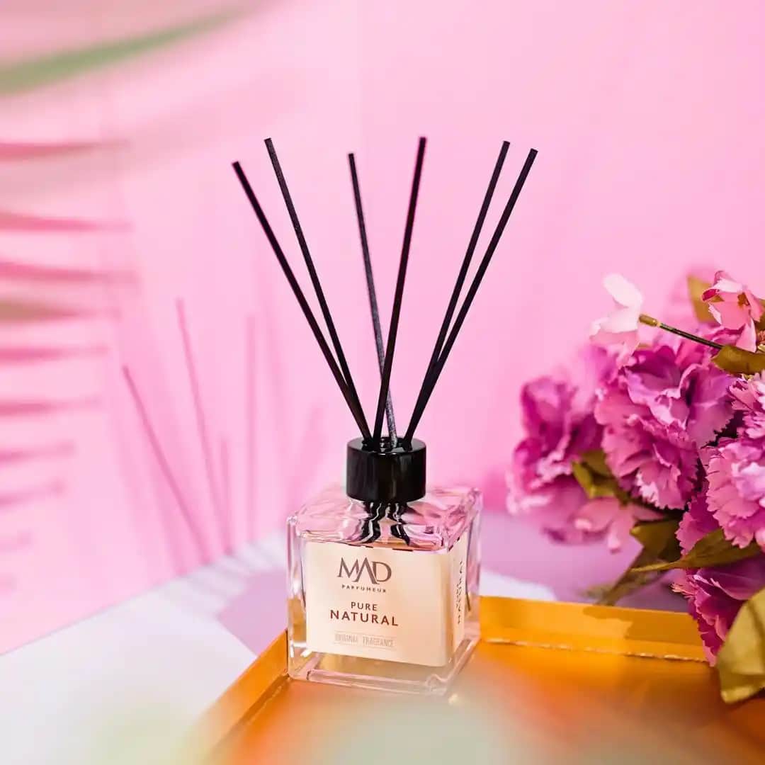 En Güzel Oda Kokuları: Evlerinizi Büyüleyecek Aromalar ve Seçim İpuçları