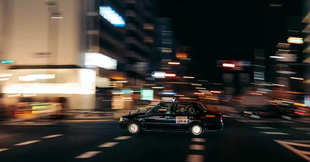 Golden Rose 3D Serisiyle Göz Alıcı ve Dayanıklı Makyaj Deneyimi Nasıl Yapılır