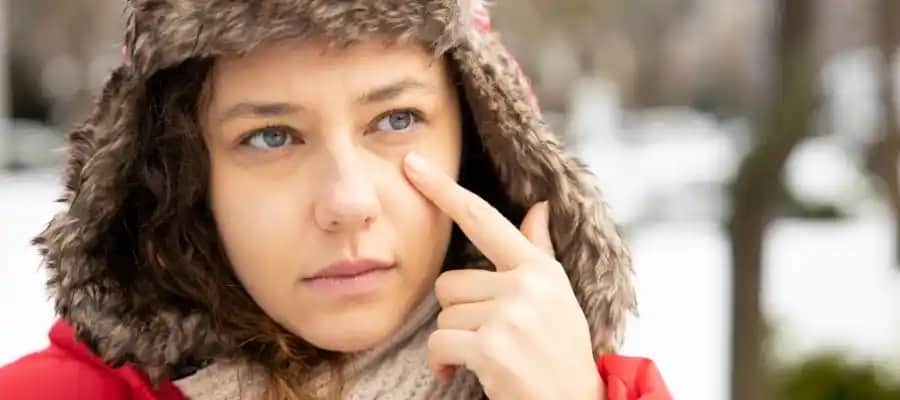 Göz Altında Kuruluk Nedenleri, Belirtileri ve Etkili Çözüm Yöntemleri