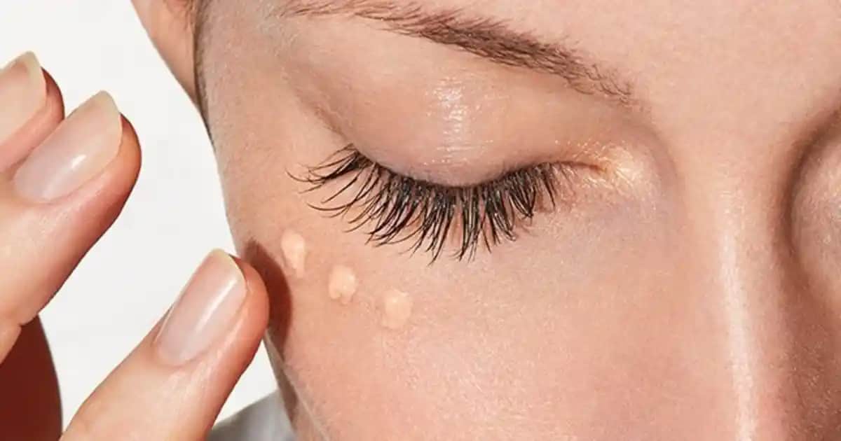 Göz Çevresi Kuruluğu Nedenleri ve Etkili Bakım Yöntemleri Hakkında Kapsamlı Rehber