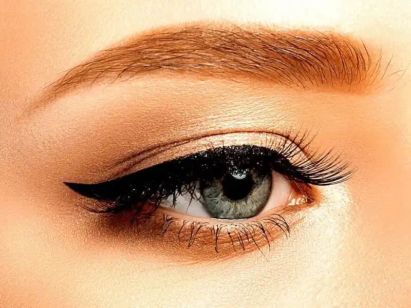 Kalem Aylaynır Nedir? Pratik ve Çok Yönlü Makyaj Çözümü Hakkında Detaylar