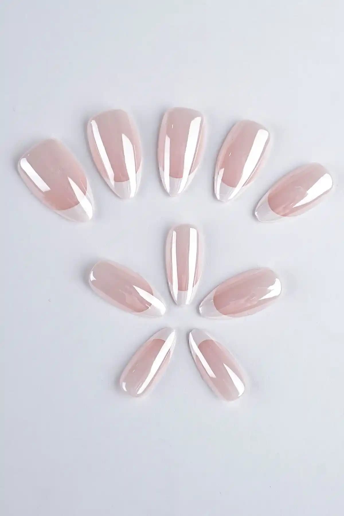 POP Beauty Takma Tırnak Seti ve Zararsız Yapıştırıcıyla Glazed Donut French Hailey Bieber Stili