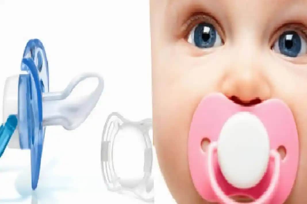 Bebekler İçin Damaksız ve Damaklı Emzik Ucu Seçimi ve Sağlık Üzerindeki Etkileri