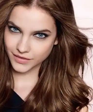 Bronz Kahve Saç Rengi: Doğal Görünüm ve Bakım İpuçlarıyla Modern Tarz