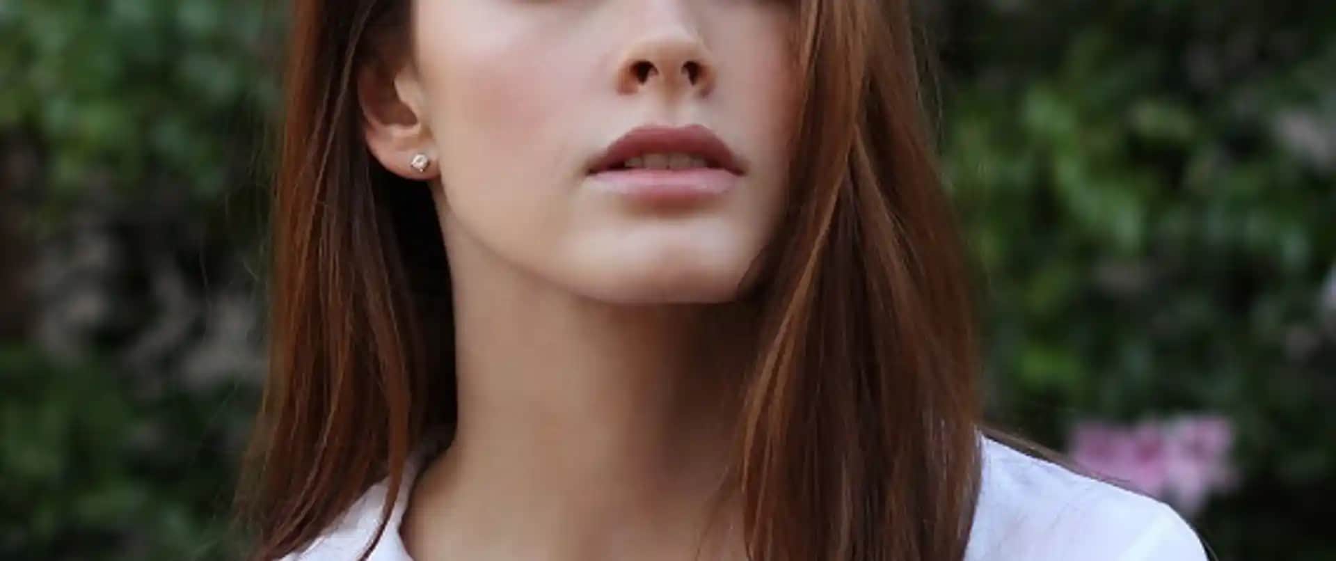 Buzlu Kestane Saç Rengi: Doğallık ve Şıklığın Modern Birleşimi