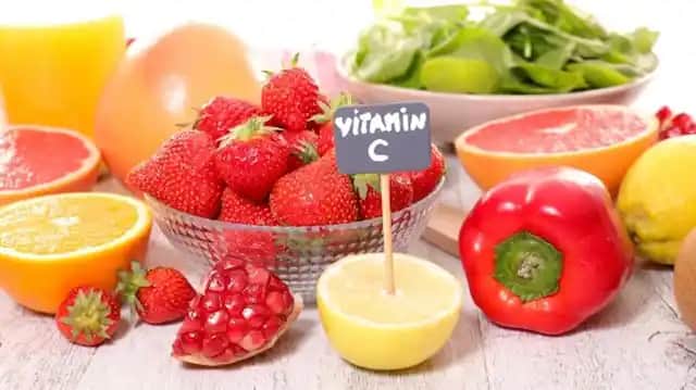 C Vitamini Nerelerde Bulunur? En Zengin Kaynaklar ve Kozmetik Faydaları