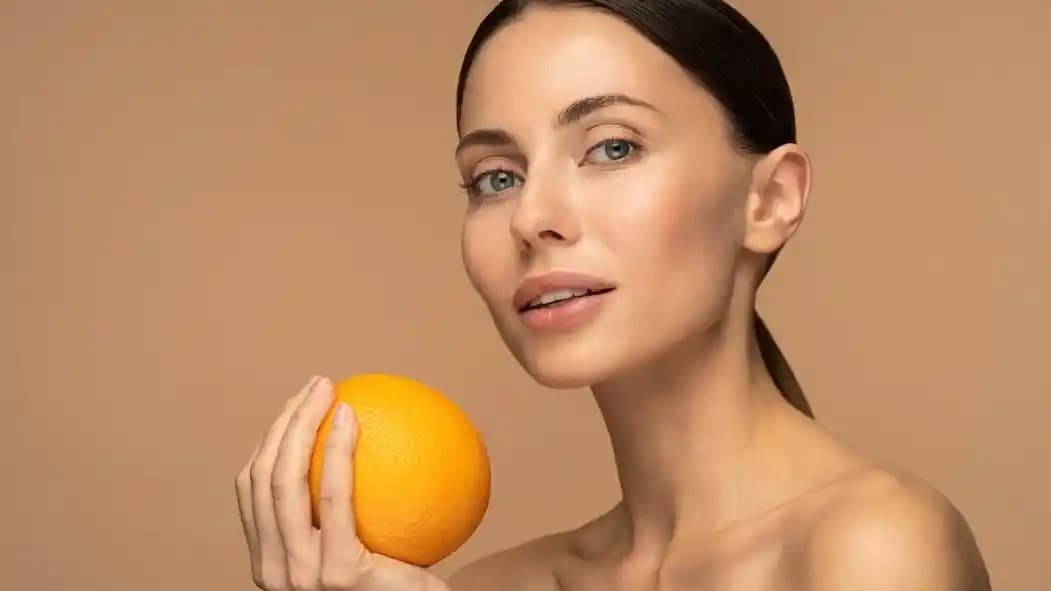 C vitamini serumu kullanımı ve en doğru zamanlar hakkında kapsamlı rehber