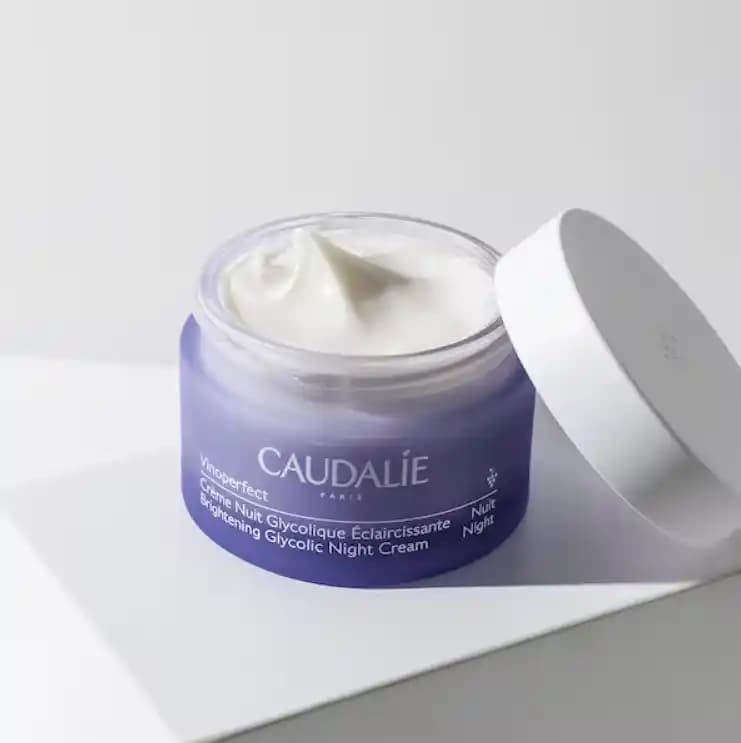 Caudalie Gece Kremleri: Doğal ve Etkili Cilt Bakımında Yenilikçi Yaklaşımlar