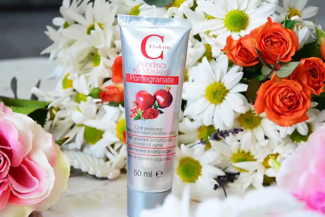 Claderm Pomegranate Kil Maskesi: Cilt Temizliği ve Arındırma İçin Doğal Çözüm