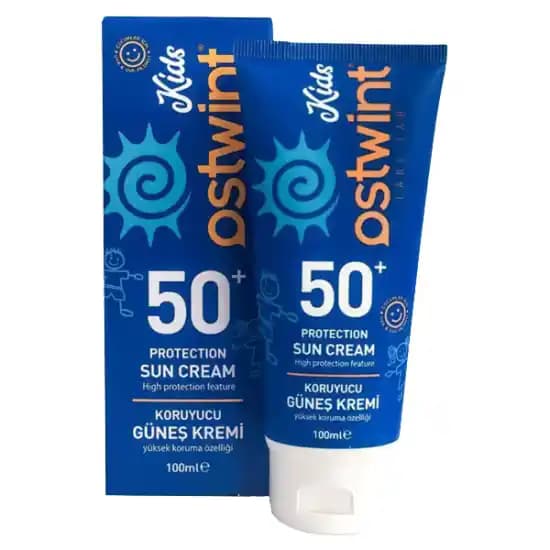 Çocuklar İçin Güneş Kremi Seçimi ve Güvenli Koruma Yöntemleri Rehberi