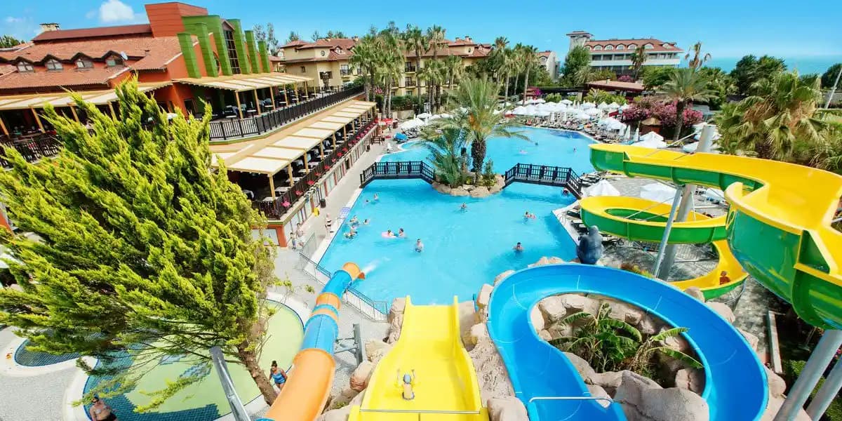 D'Alba Türkiye: Doğal İçeriklerle Lüks Kozmetik Ürünleri ve Cilt Bakımı Çözümleri