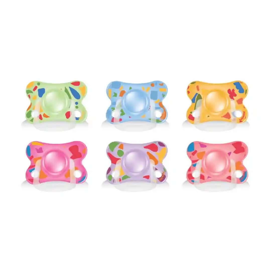 Damaklı ve Damaksız Emzik Modelleri: Bebeklerin Gelişimi ve Konforu İçin Doğru Seçenekler