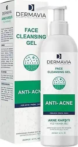Dermavia Akne Karşıtı Yüz Yıkama Jeli ile Akneyle Mücadelede Etkili Temizlik Çözümü