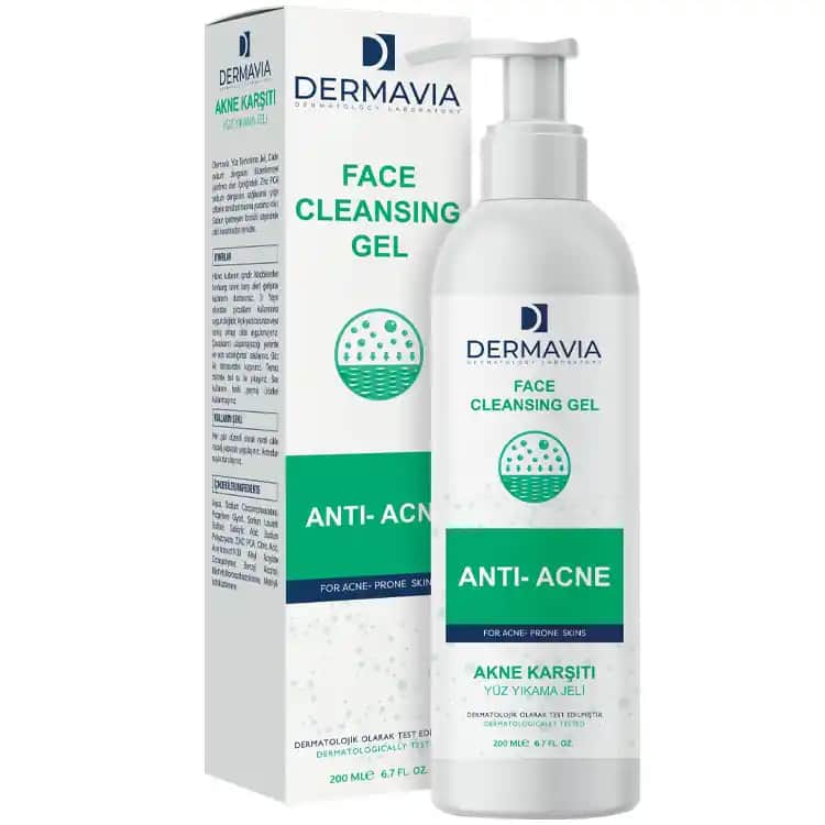 Dermavia Akne Karşıtı Yüz Yıkama Jeli Kullanımı ve Doğru Uygulama Yöntemleri