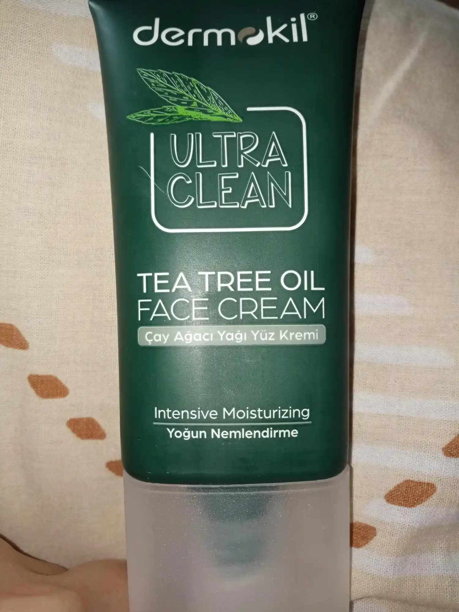 Dermokil Çay Ağacı Yağı Yüz Kremi: Doğal ve Etkili Cilt Bakımı İçin Güçlü Bir Seçenek