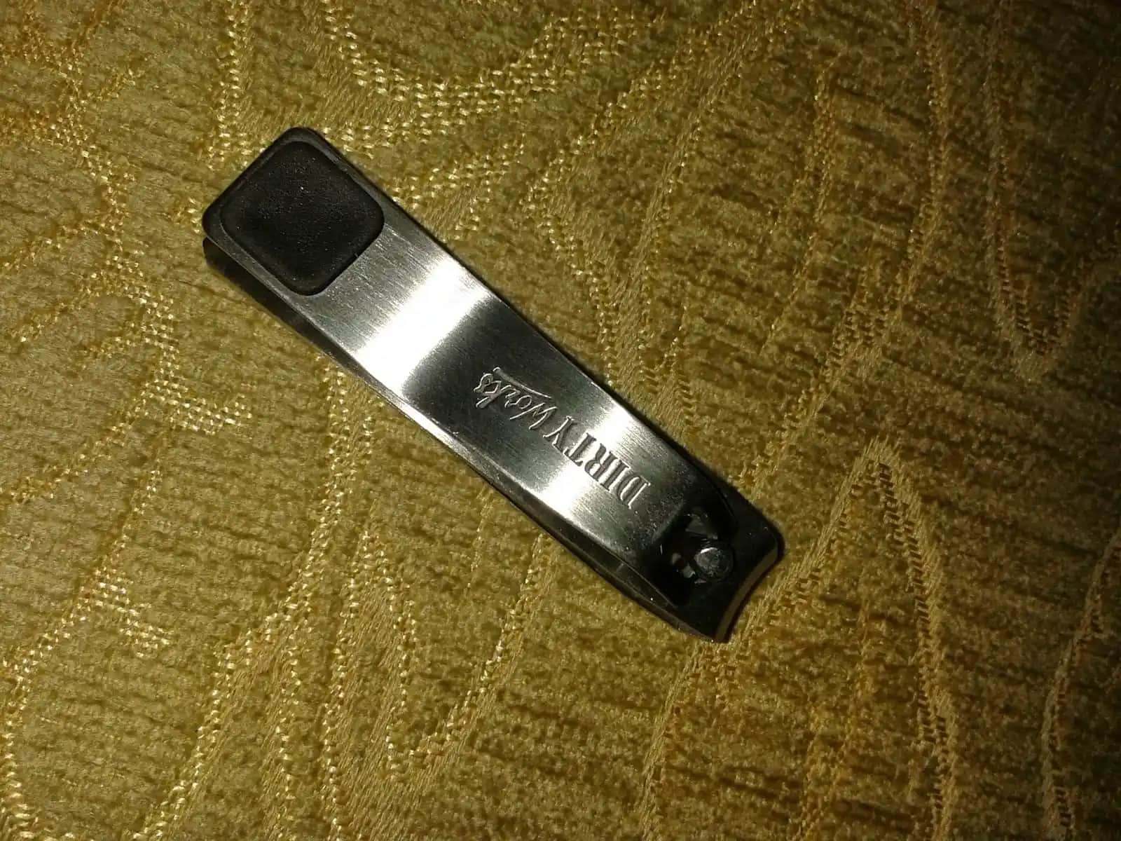 Dirty Works Tırnak Makası: Güvenilir ve Uygun Fiyatlı Kozmetik Bakım Aracı