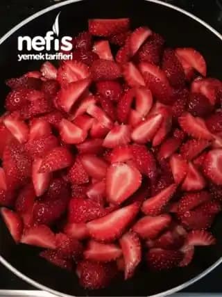 Doğal Jöle Nedir ve Saç ile Cilt Bakımında Sağlıklı Alternatifler