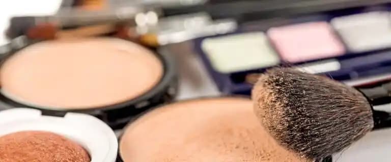 2025'te Domuz Yağı İçermeyen Makyaj Markalarıyla Sağlıklı Güzellik Sırları