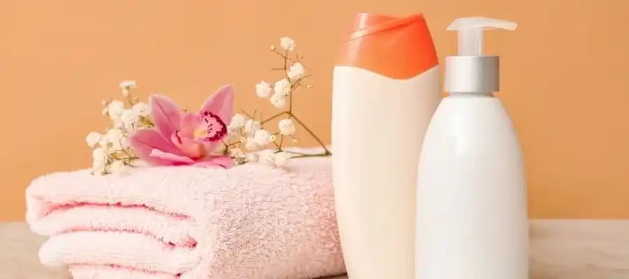 Duş Jeli Kullanımının Faydaları ve Doğru Seçim Yöntemleri