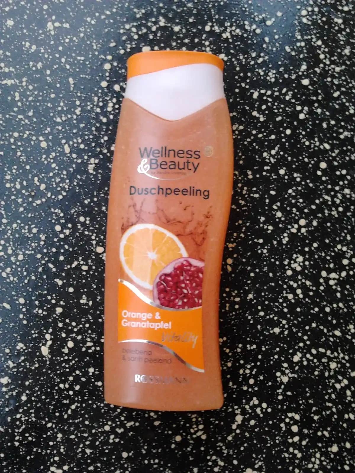 Duş Peelingleri ile Cilt Bakımında Yeni Yaklaşımlar ve Uygulama İpuçları