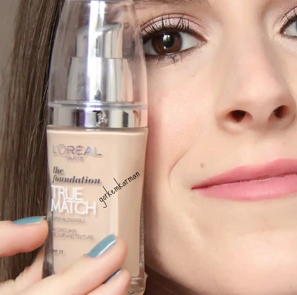 2025'te En Açık Renk Fondöten Seçimiyle Doğallığınızı Keşfedin