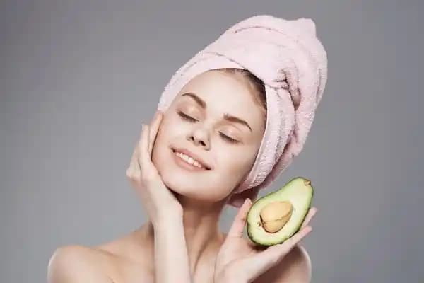 En İyi Kolajen Maskesi Seçenekleri ve Cilt Sağlığını Destekleyen Tavsiyeler