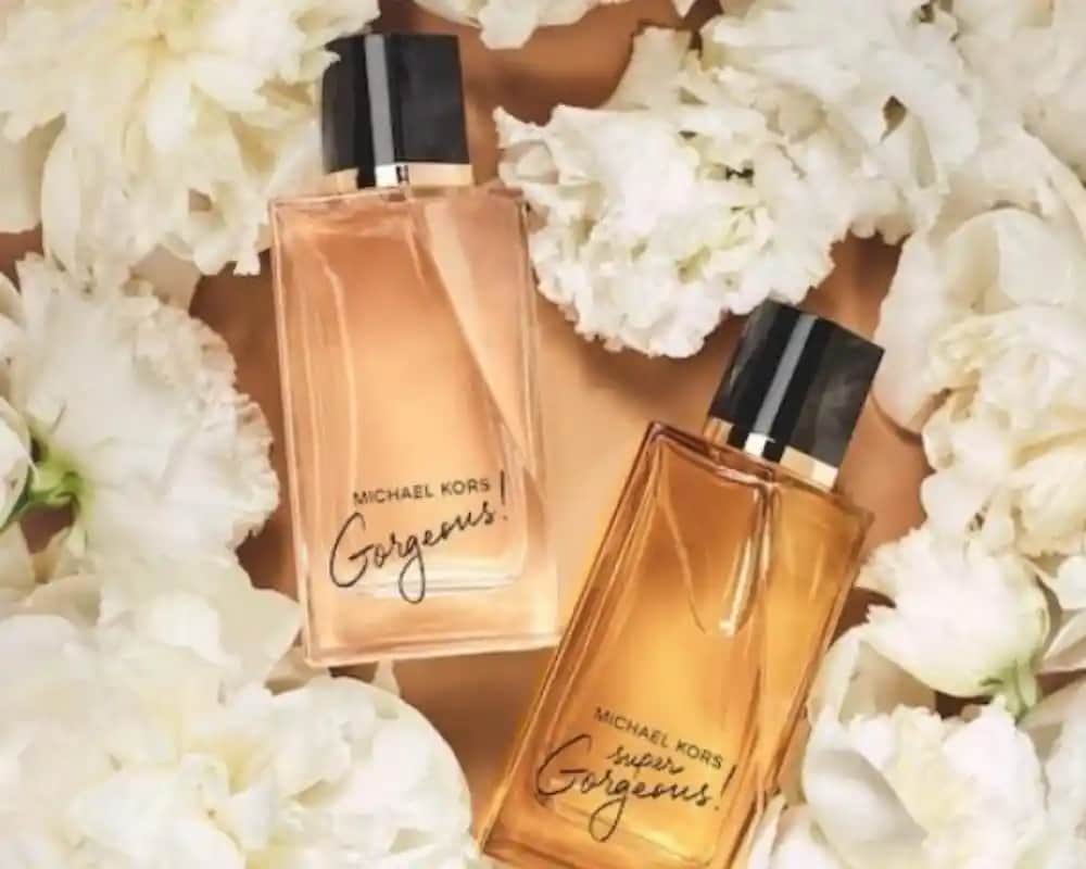 En Kaliteli Kadın Parfümleri: Uzun Süre Kalıcı ve Güvenilir Markalar