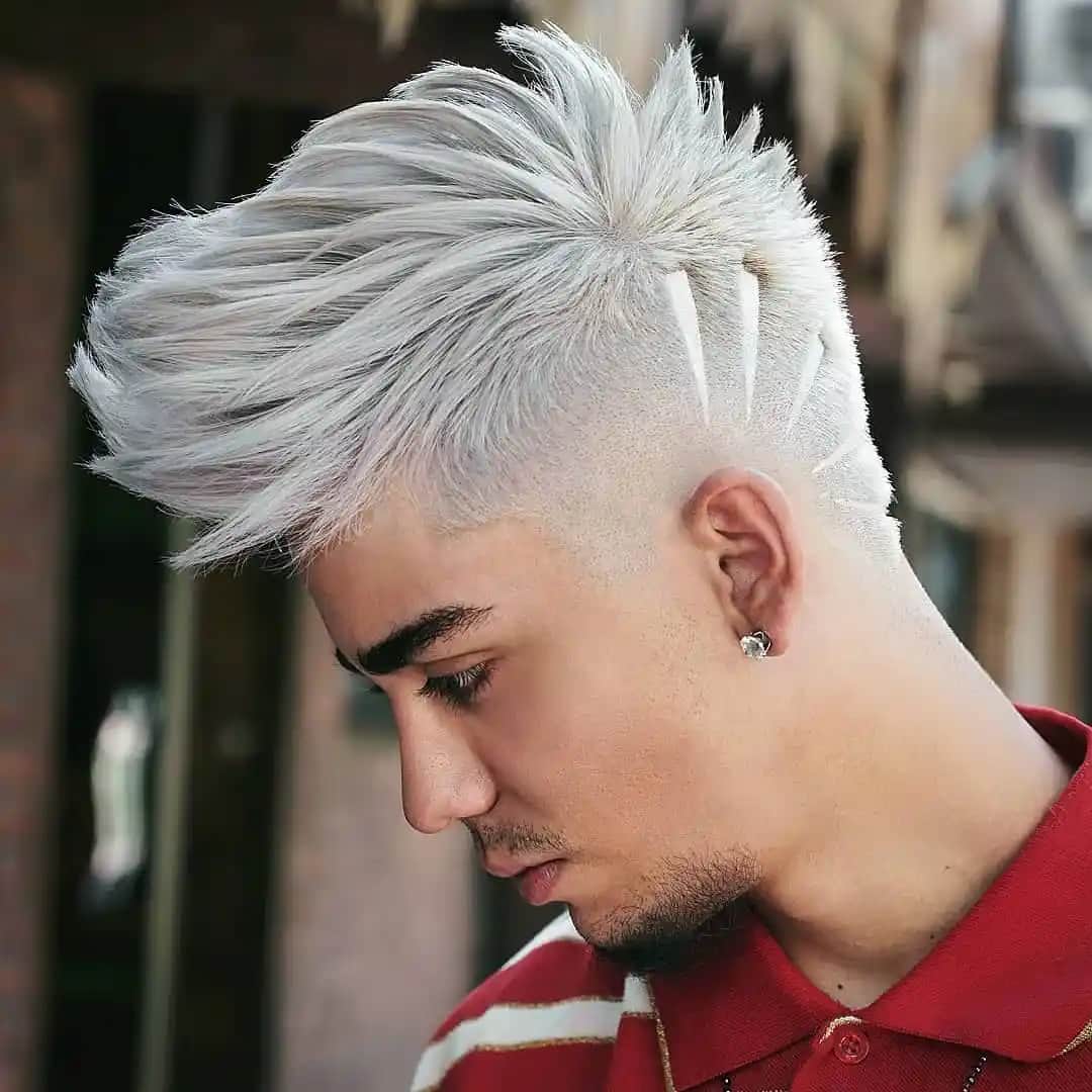 Erkekler İçin Uzun Saç Boyama Modelleri ve Trendleri: Renkli ve Şık Seçenekler