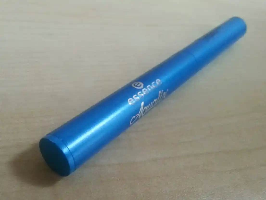 Essence Kalem Far ile Göz Makyajında Pratik ve Çarpıcı Sonuçlar Elde Edin