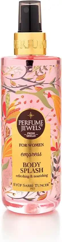 Eyüp Sabri Tuncer Vücut Mistleri ile Ferahlatıcı ve Doğal Kokular Deneyimi