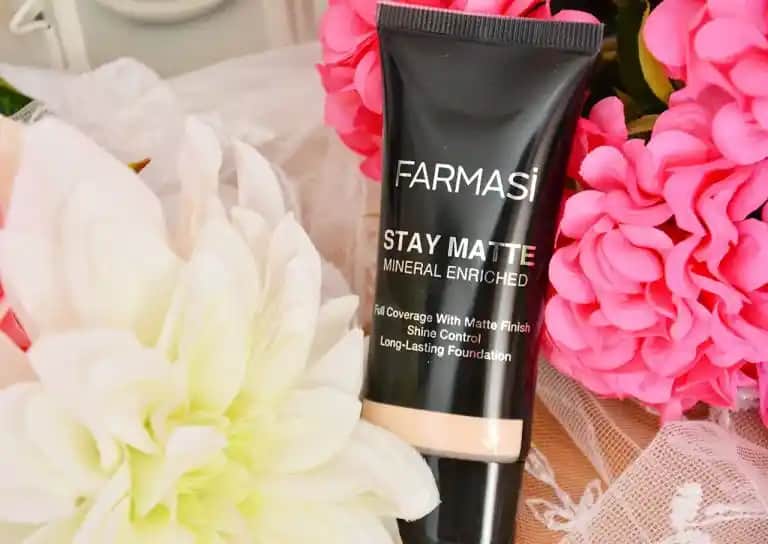 Farmasi Stay Matte Fondöten Renkleri ve Doğru Kullanım Rehberi