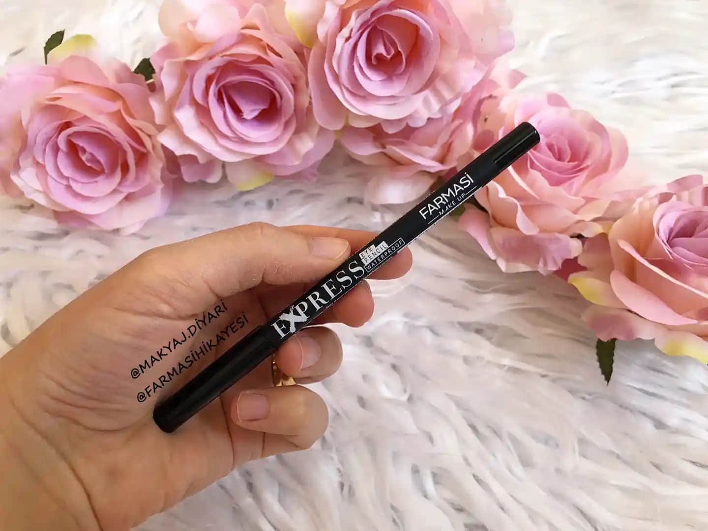 Farmasi Suya Dayanıklı Göz Kalemleri ile Kalıcı ve Güvenilir Makyaj Deneyimi