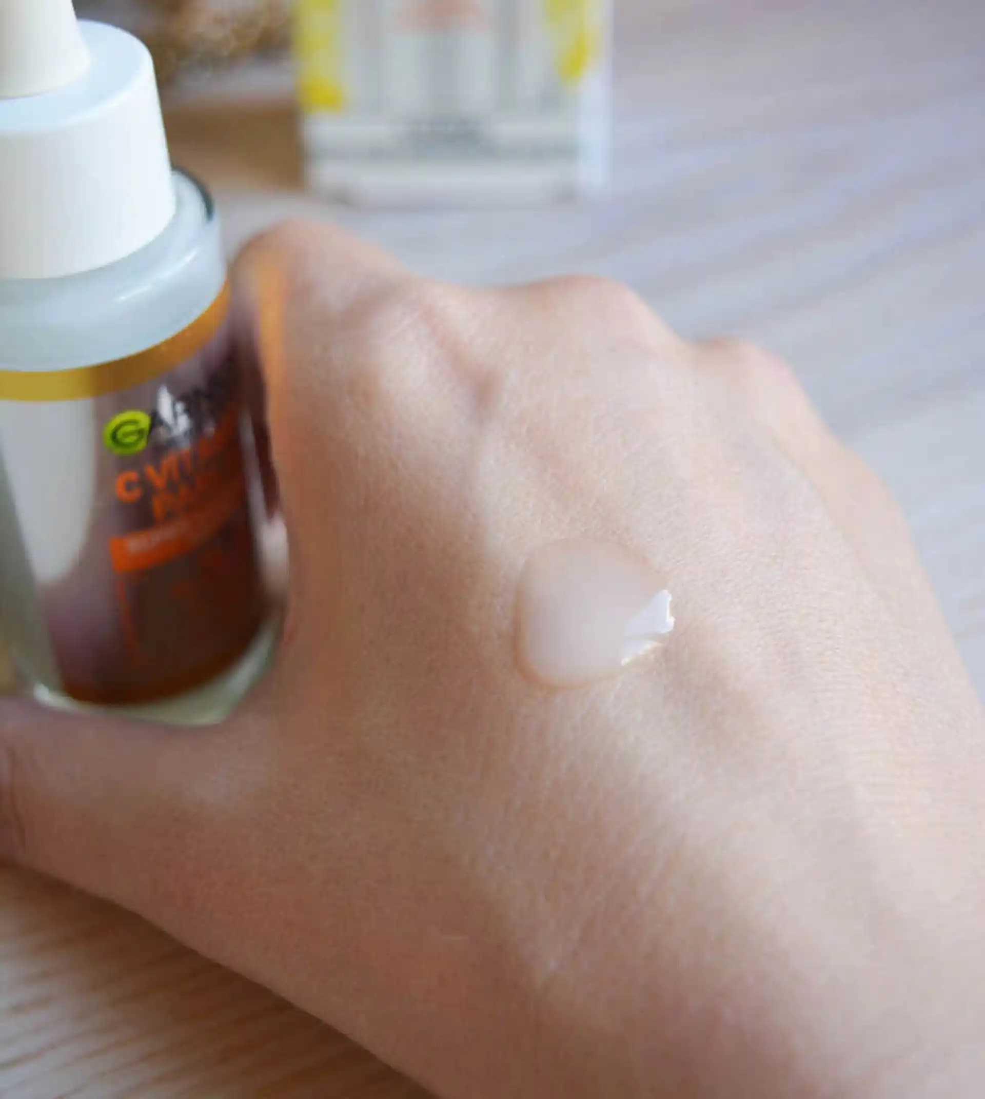 Garnier C Vitamini Serumu Kullanımı ve Cilt Parlaklığı Sağlama Yöntemleri