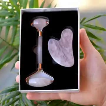 Gua Sha Taşı Renkleri ve Anlamları: Kozmetik ve Enerji Dünyasında Renklerin Gücü