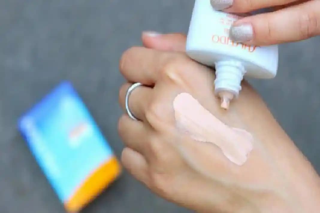 Güneş Kremi Açıldıktan Sonra Ne Zaman ve Nasıl Kullanılmalı