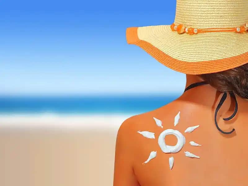 Güneş Kremi Seçerken SPF Seviyesi Nasıl Belirlenir ve En Uygun Koruma Nasıl Sağlanır