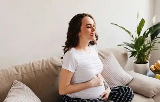 Hamilelikte Çatlakları Önleme ve Cilt Bakımı Yöntemleri Hakkında Detaylı Rehber