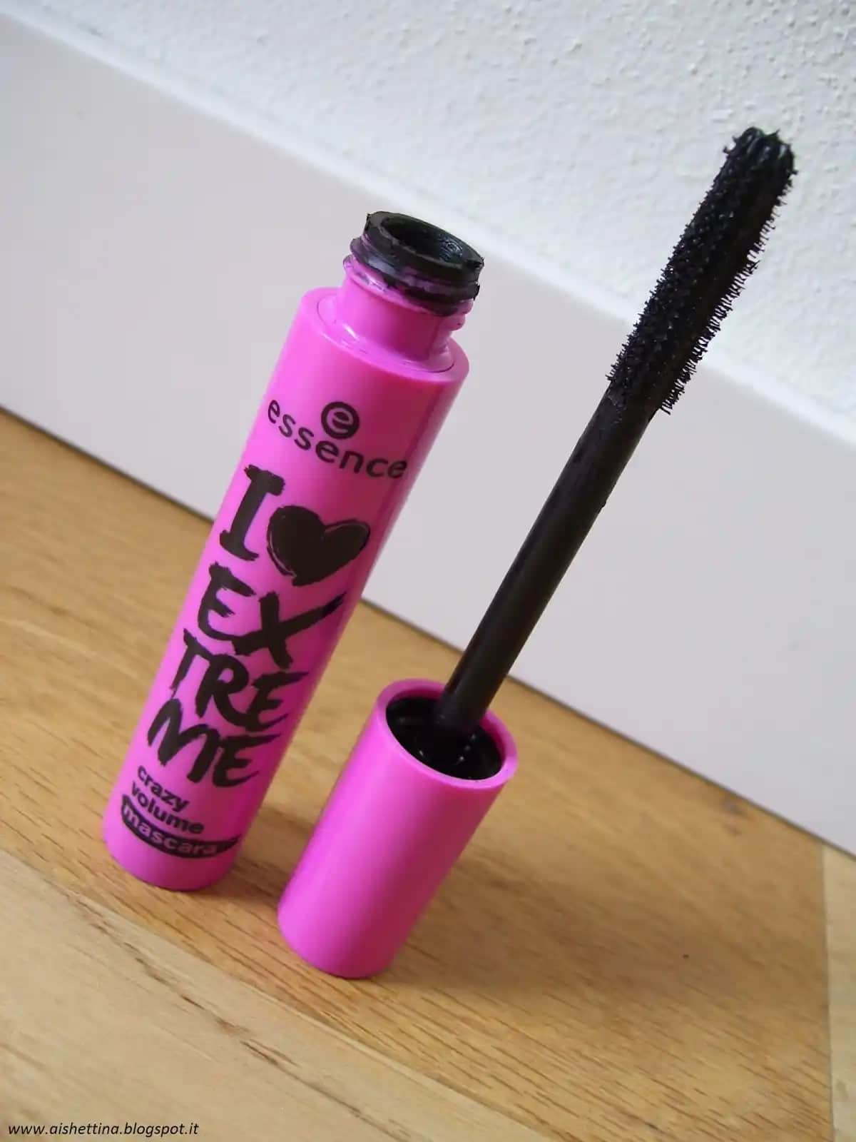 I Love Extreme Maskara Serisi: Kirpiklere Çılgınlık Katacak Etkili Makyaj Ürünü