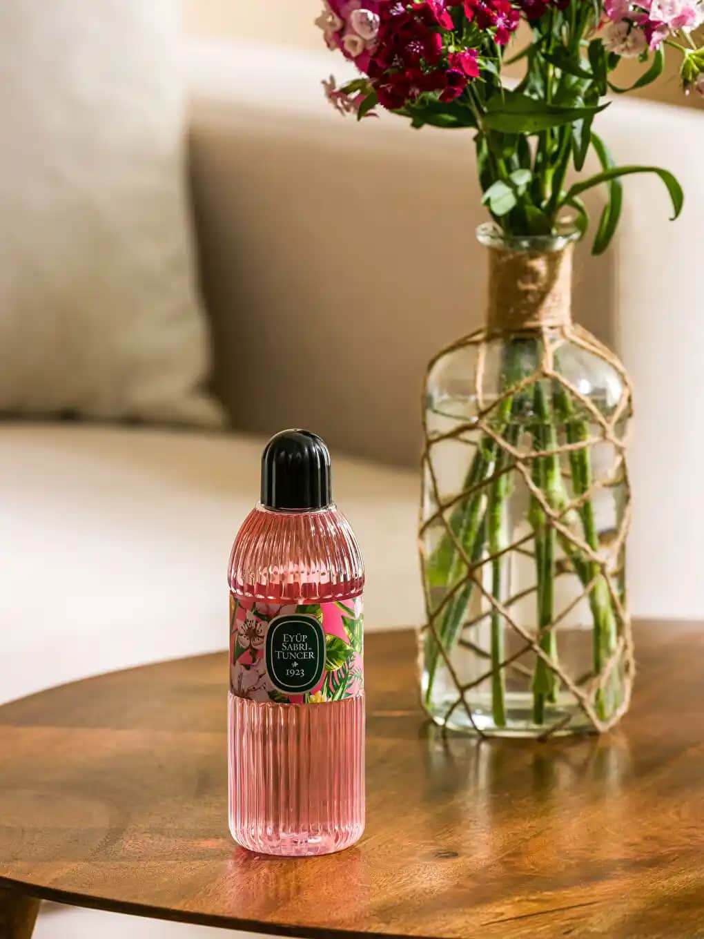 Japon Kiraz Çiçeği ve Kozmetik Dünyasındaki Yeri Hakkında Kapsamlı Bilgi