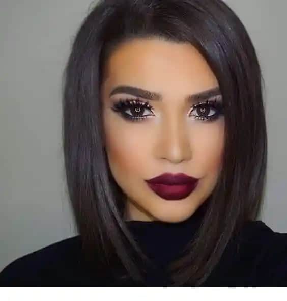 Kadife Siyah Saç Rengi: Derinlikli ve Şık Bir Stil Rehberi